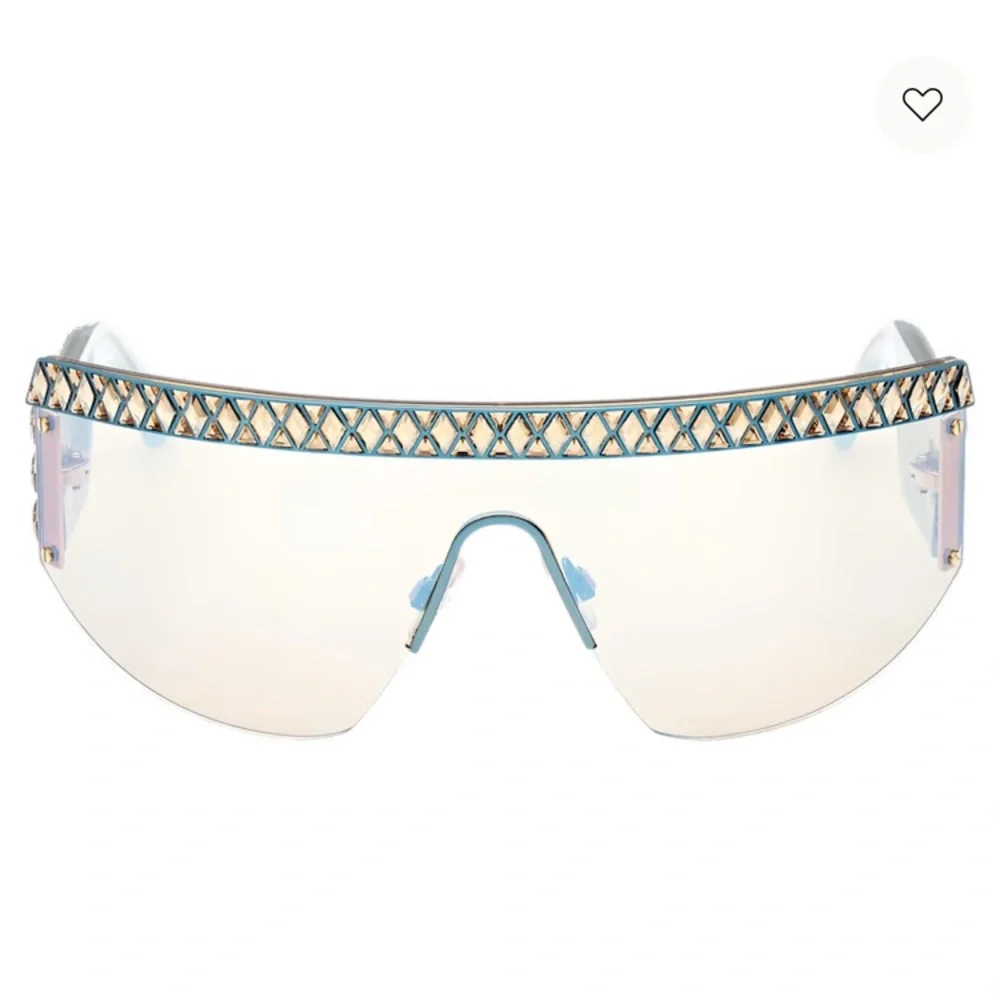 Swarovski retails new