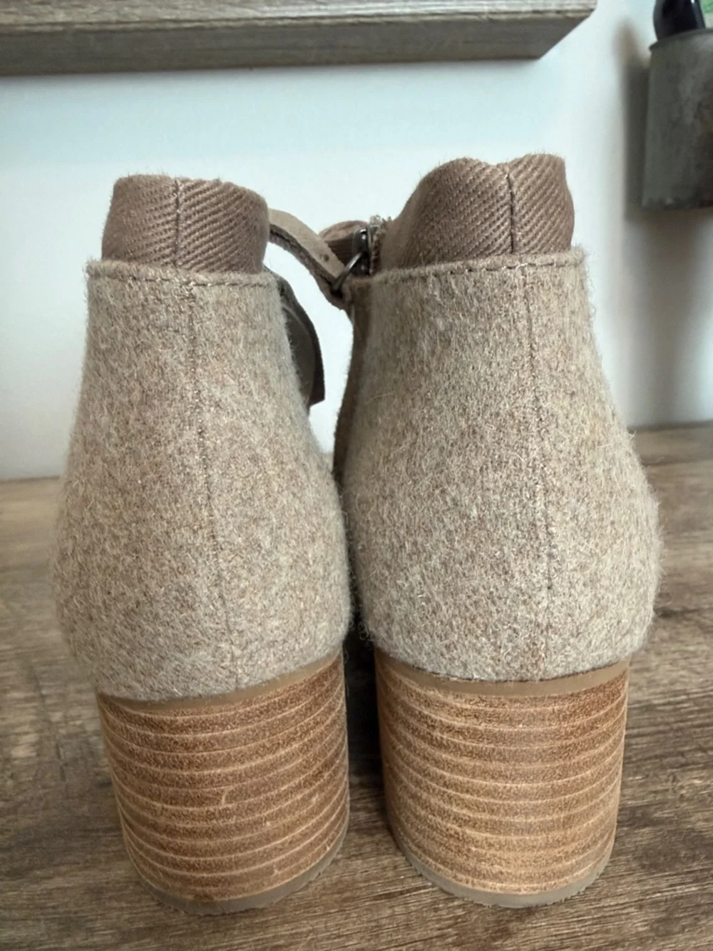 Toms tom’s loren