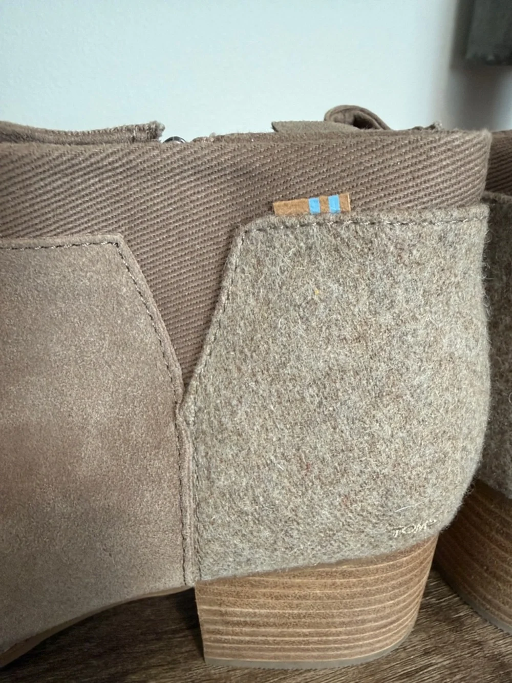 Toms tom’s loren