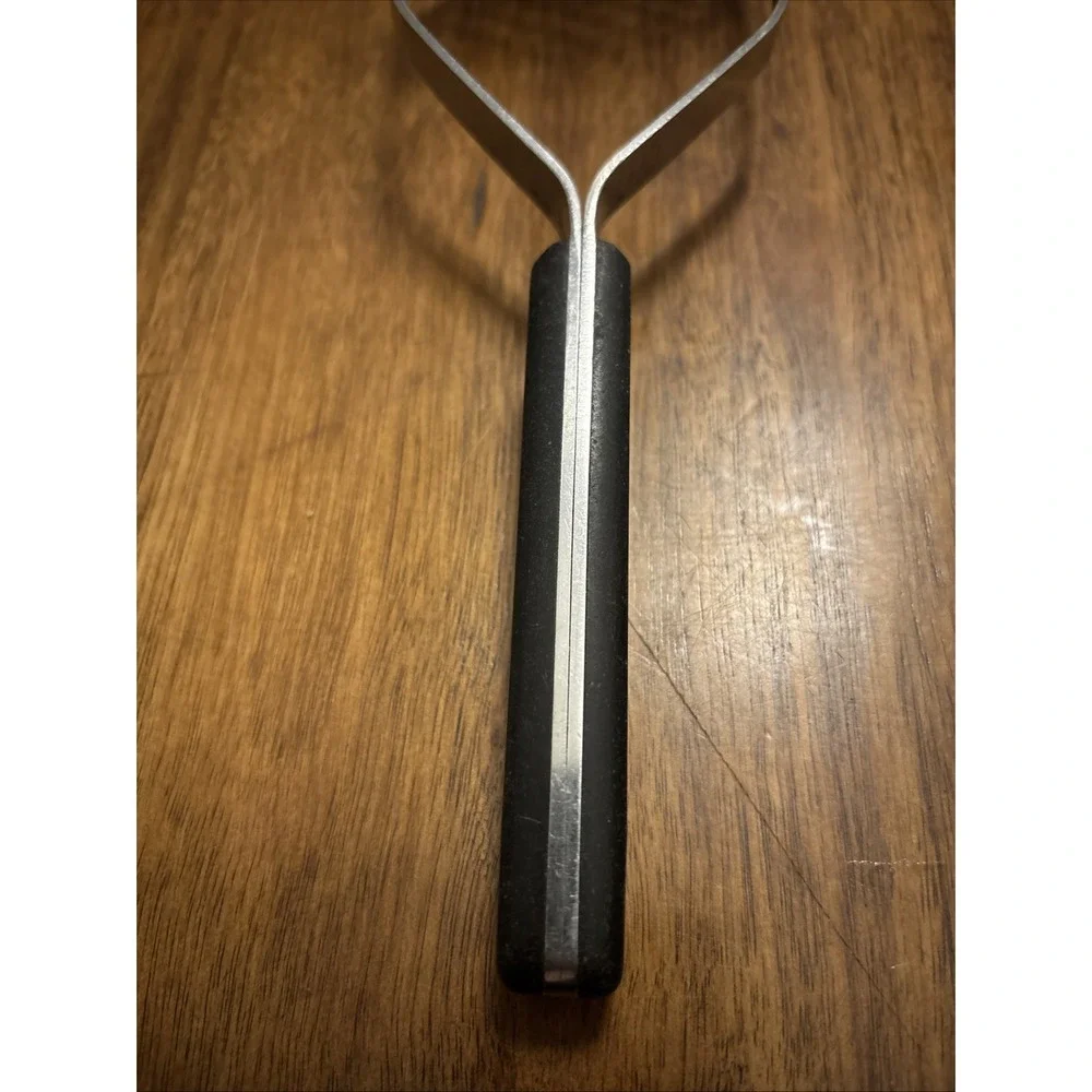 flint and tinder stainless masher