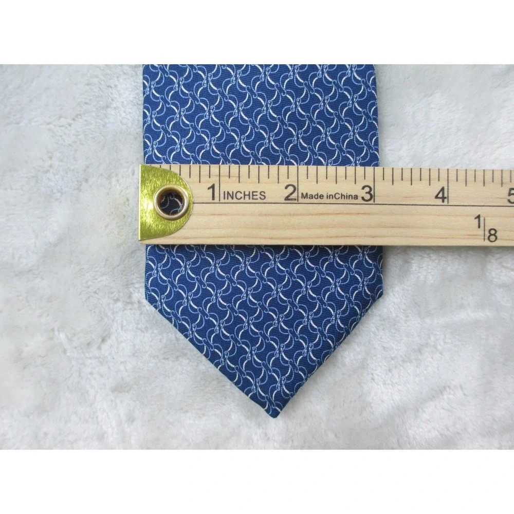 Etón up sale