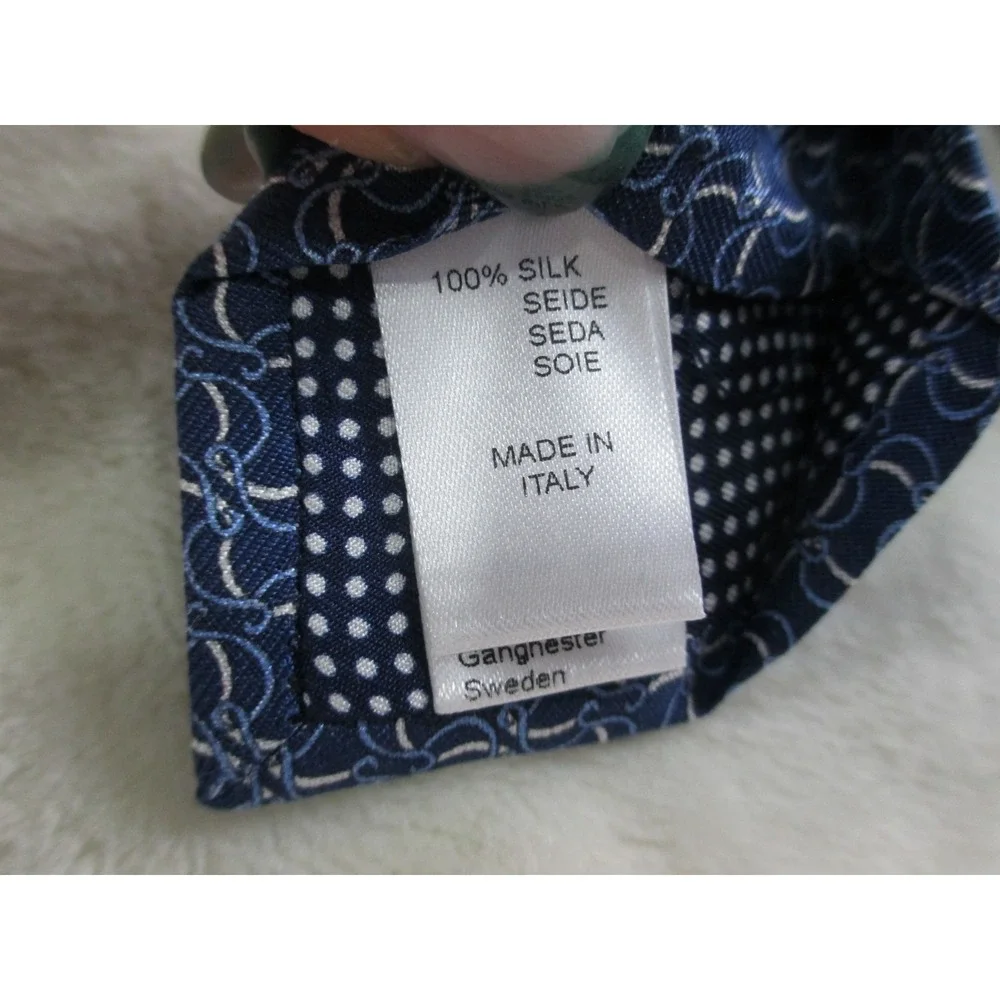 Etón up sale