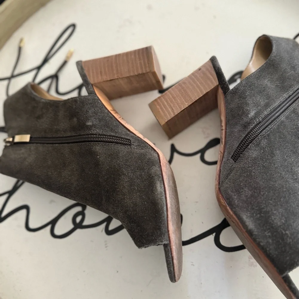 Vaneli Grey Suede Open Toe Booties Lace Up Block Heel Cutout Ankle Heels Neutral