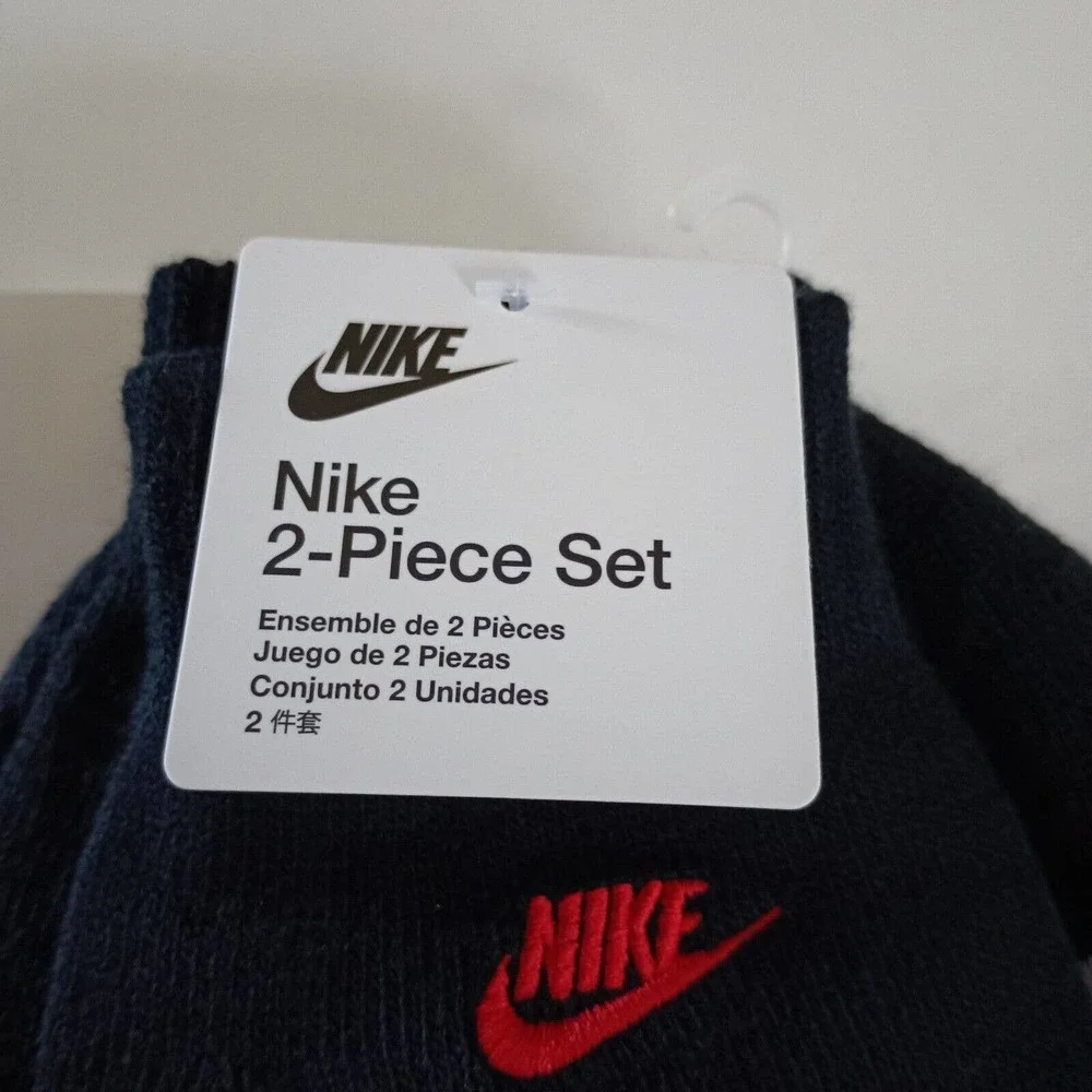 Nike this striped
