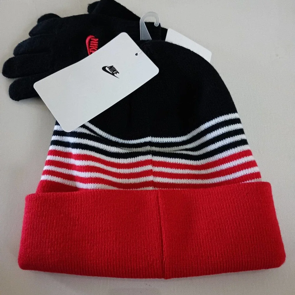 Nike this striped
