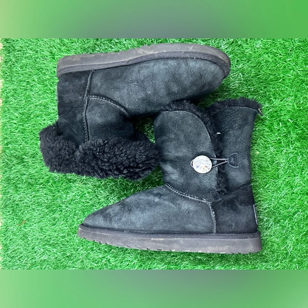 UGG good preowned