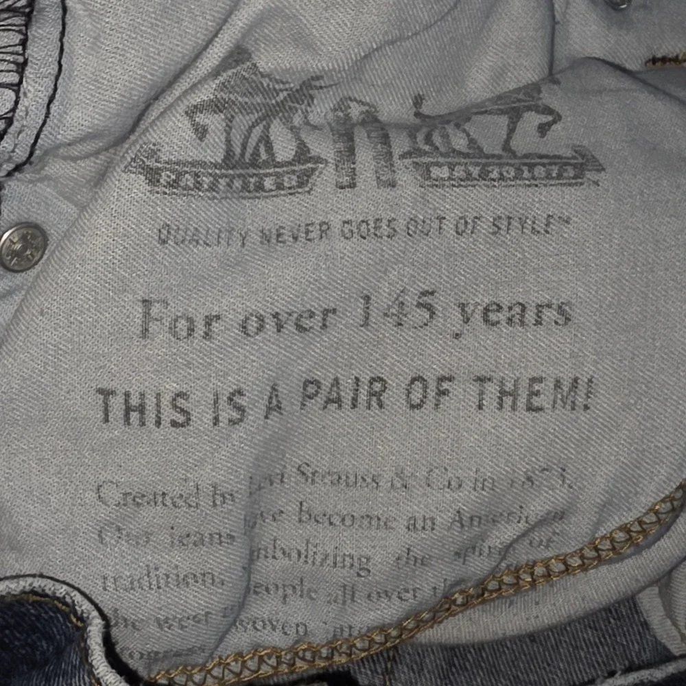 Levis levi 550