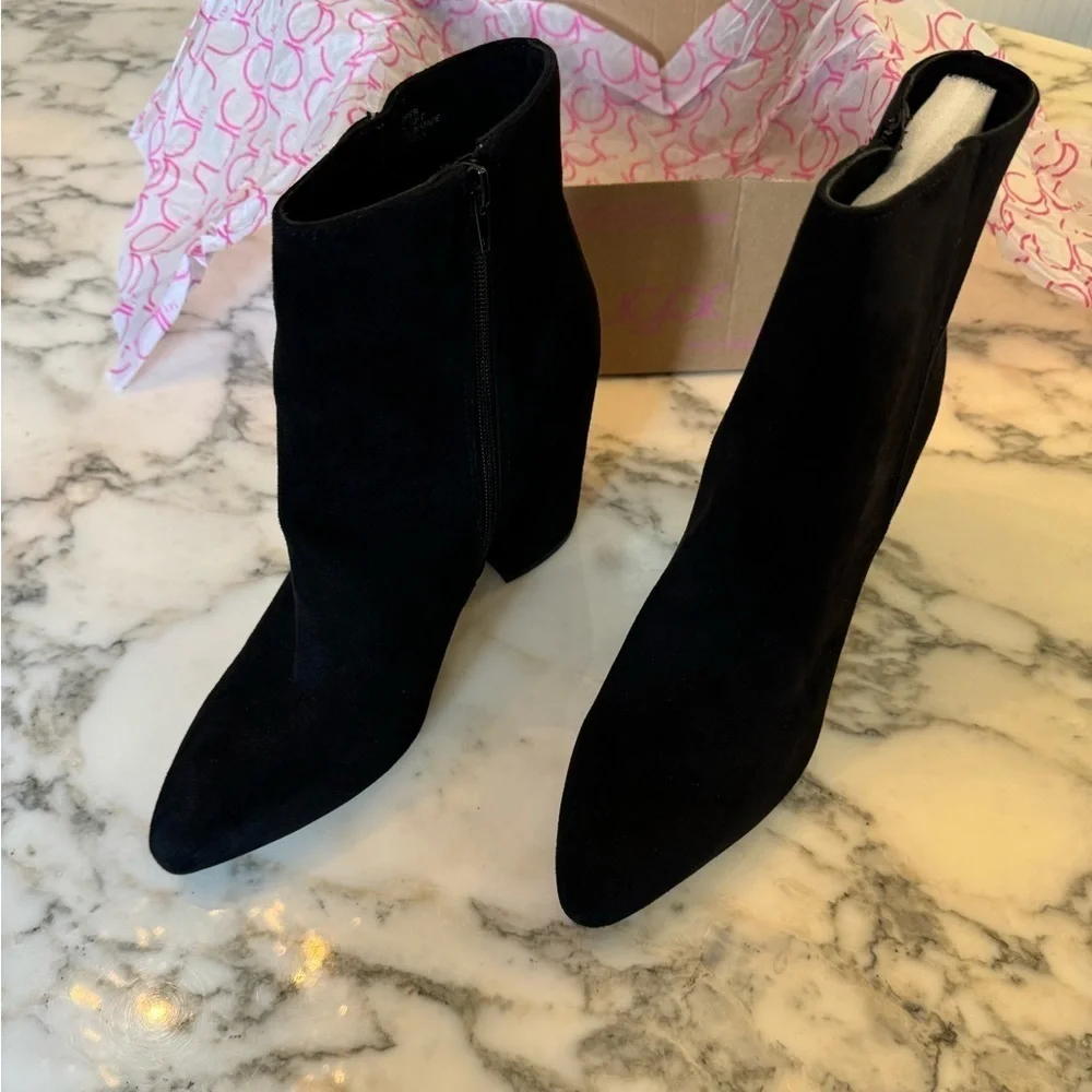 🖤 NIB Sugar Evvie Black Chelsea Booties | Pointed Toe | Sz 11 | Chunky Heel