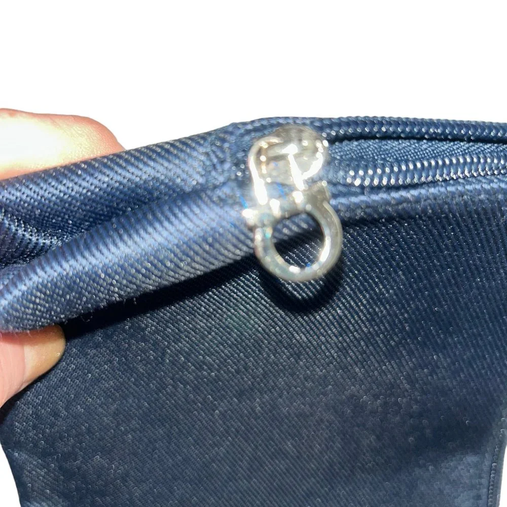 Salvatore Ferragamo AEROFLOT Airlines parfum zip pouch makeup bag NEW