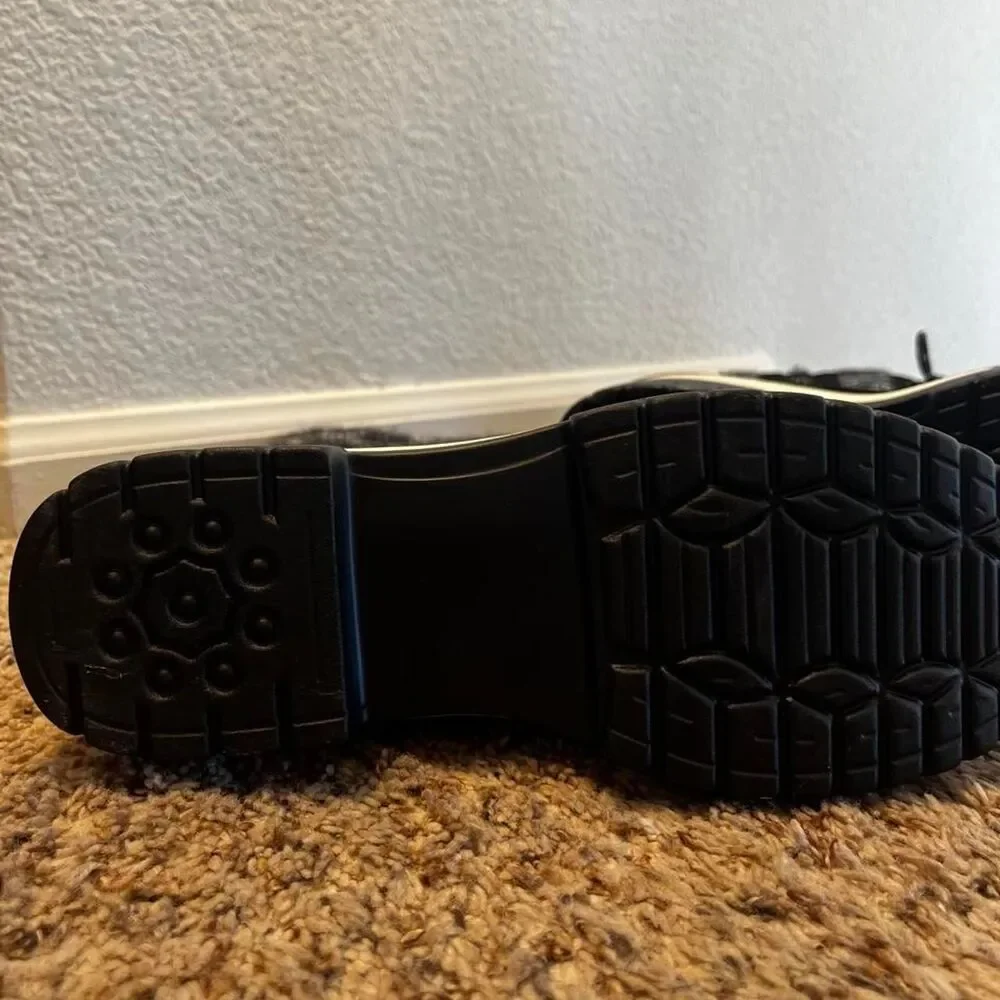 Timberland black boots
