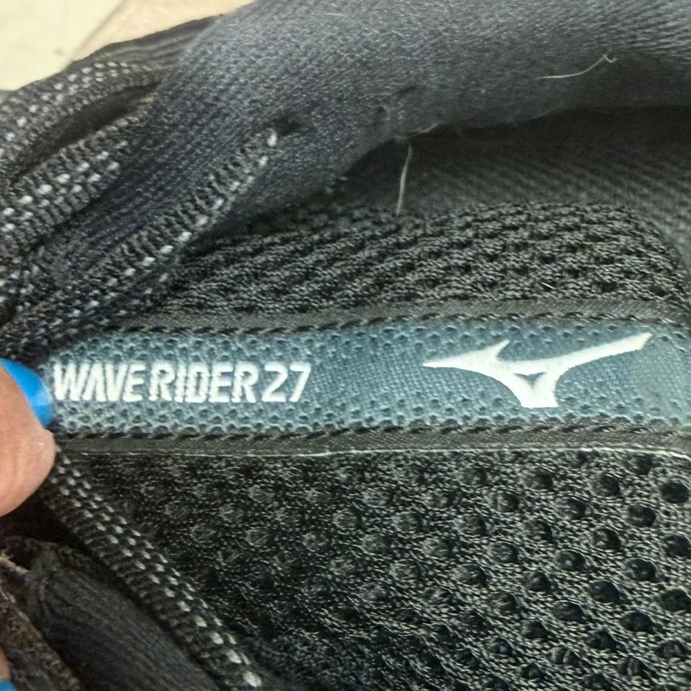 Mizuno wave rider