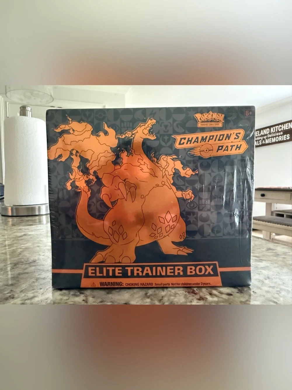 Pokémon Champion’s Path Elite Trainer Box ETB Sealed Charizard Promo Protector