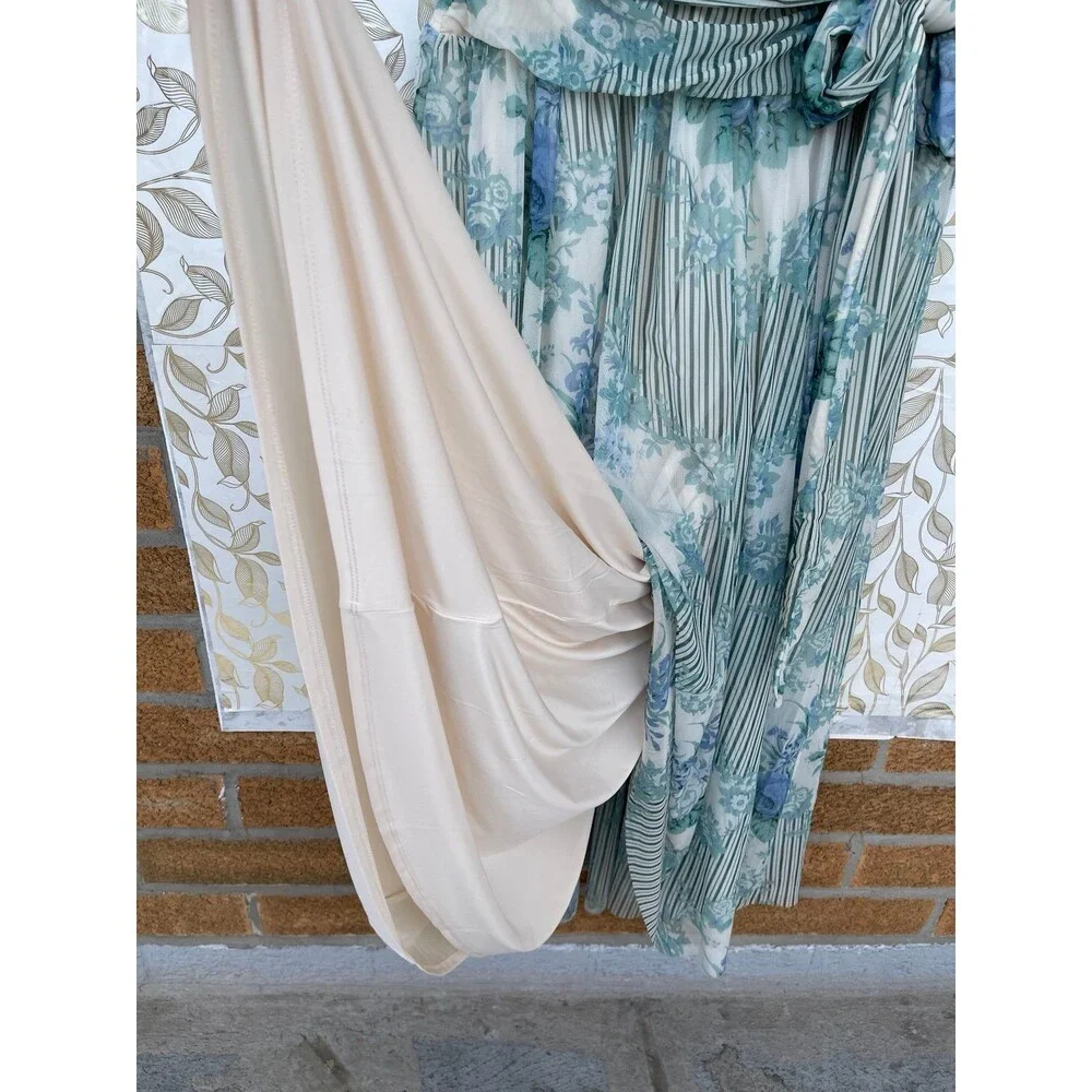 Abercrombie & Fitch effortless elegant #tiedress