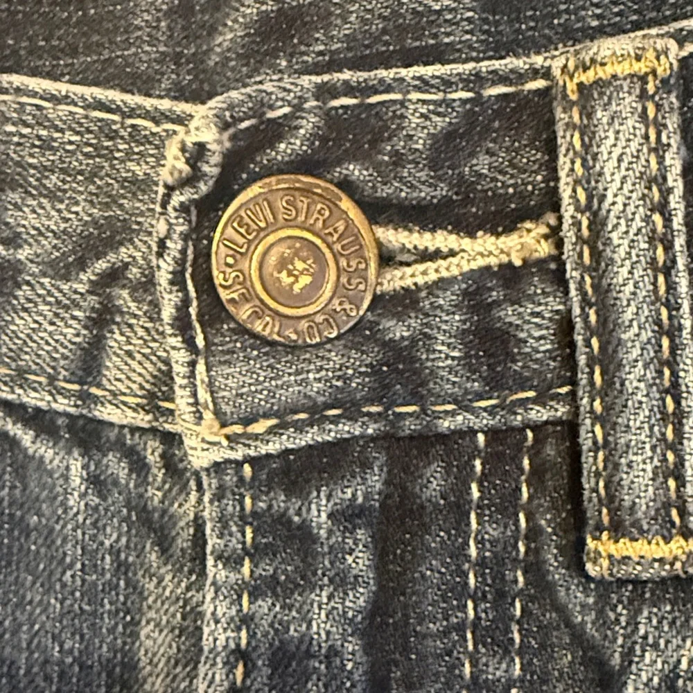 Levis men’s size