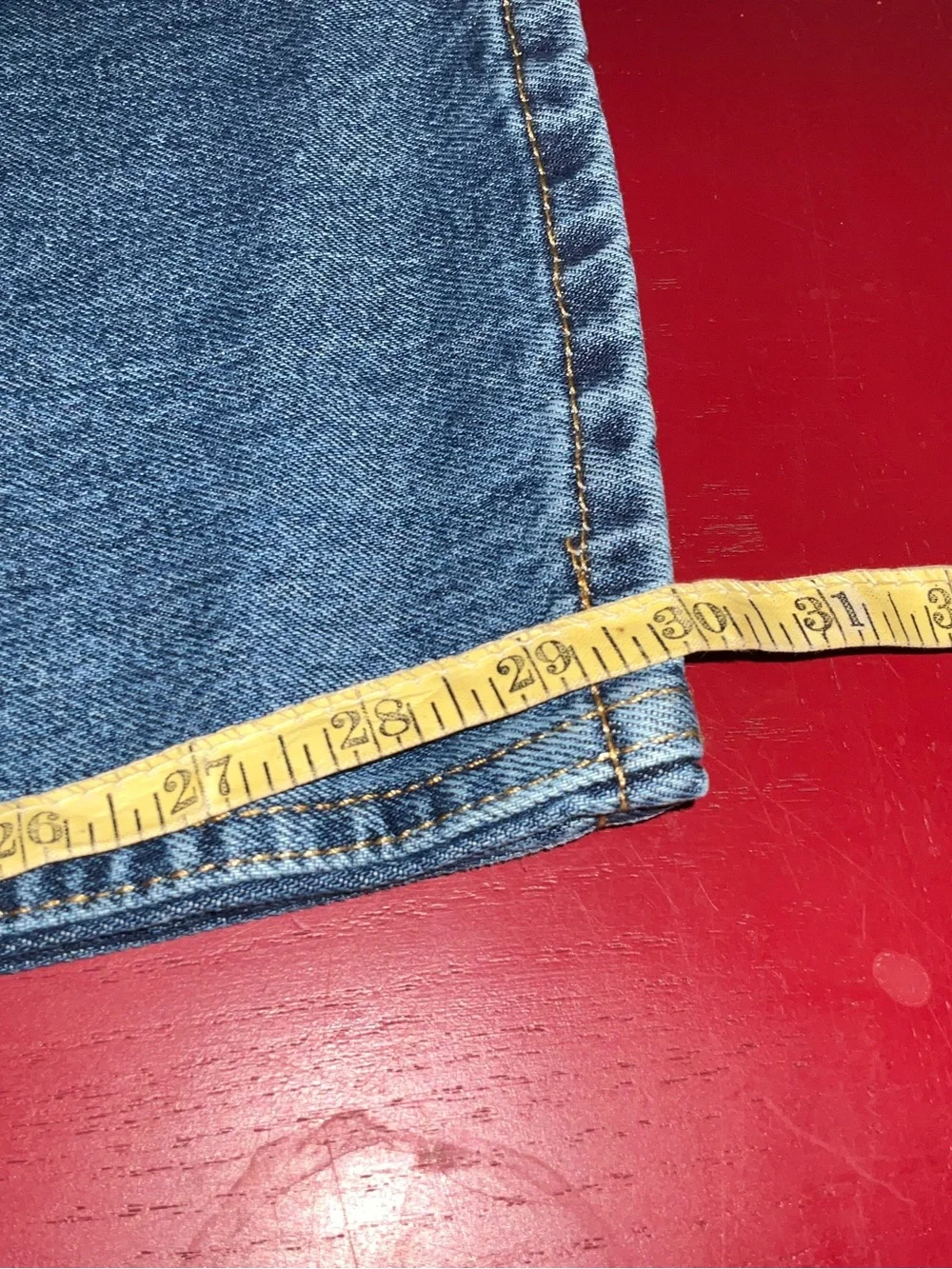 52x30 men’s 550 Levi’s