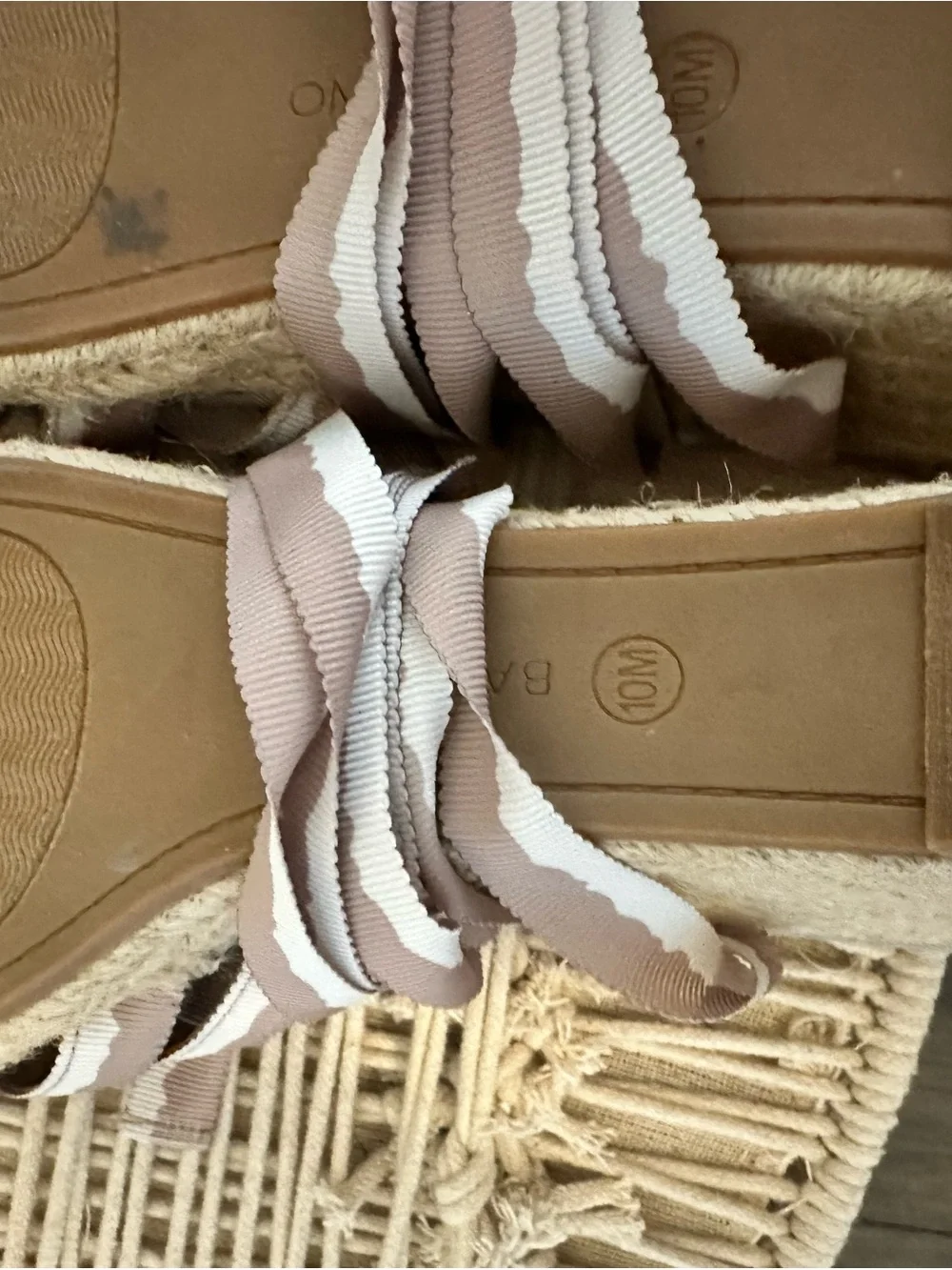 Bandolino stylish beige