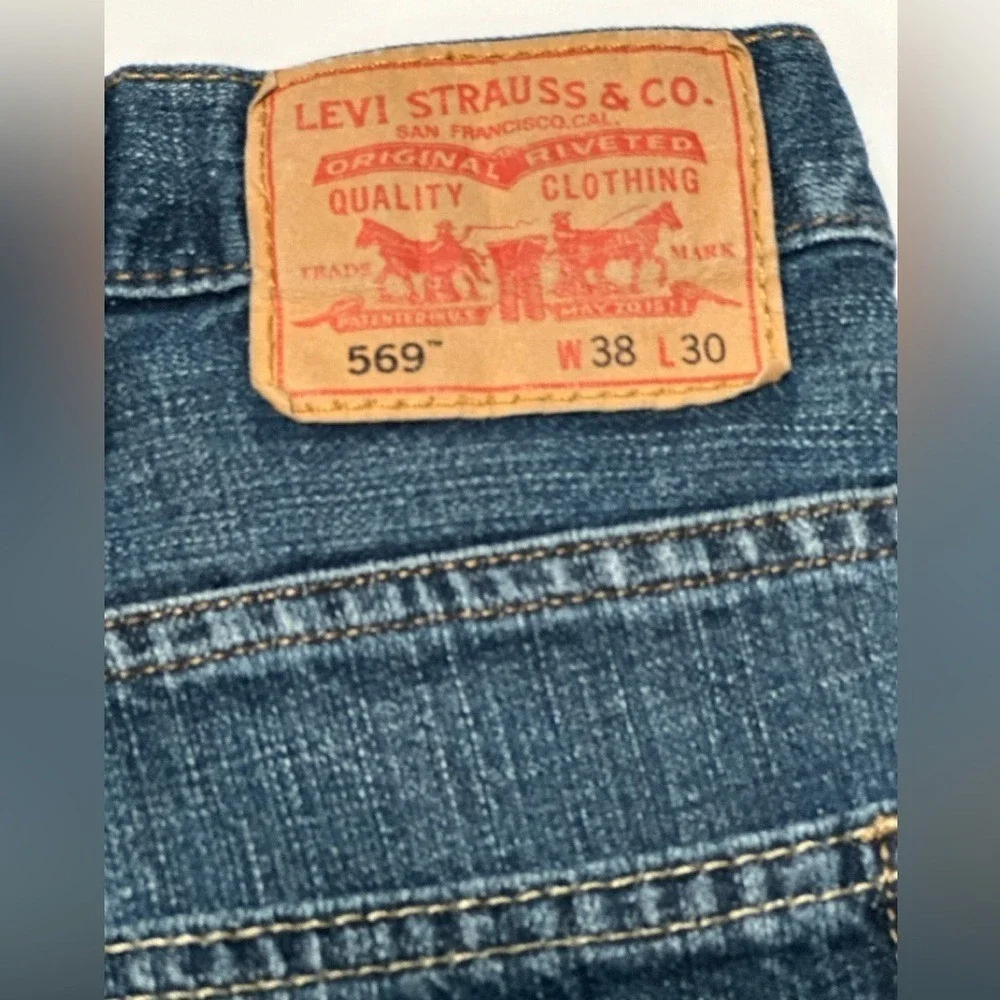 Levis comfortable stylish