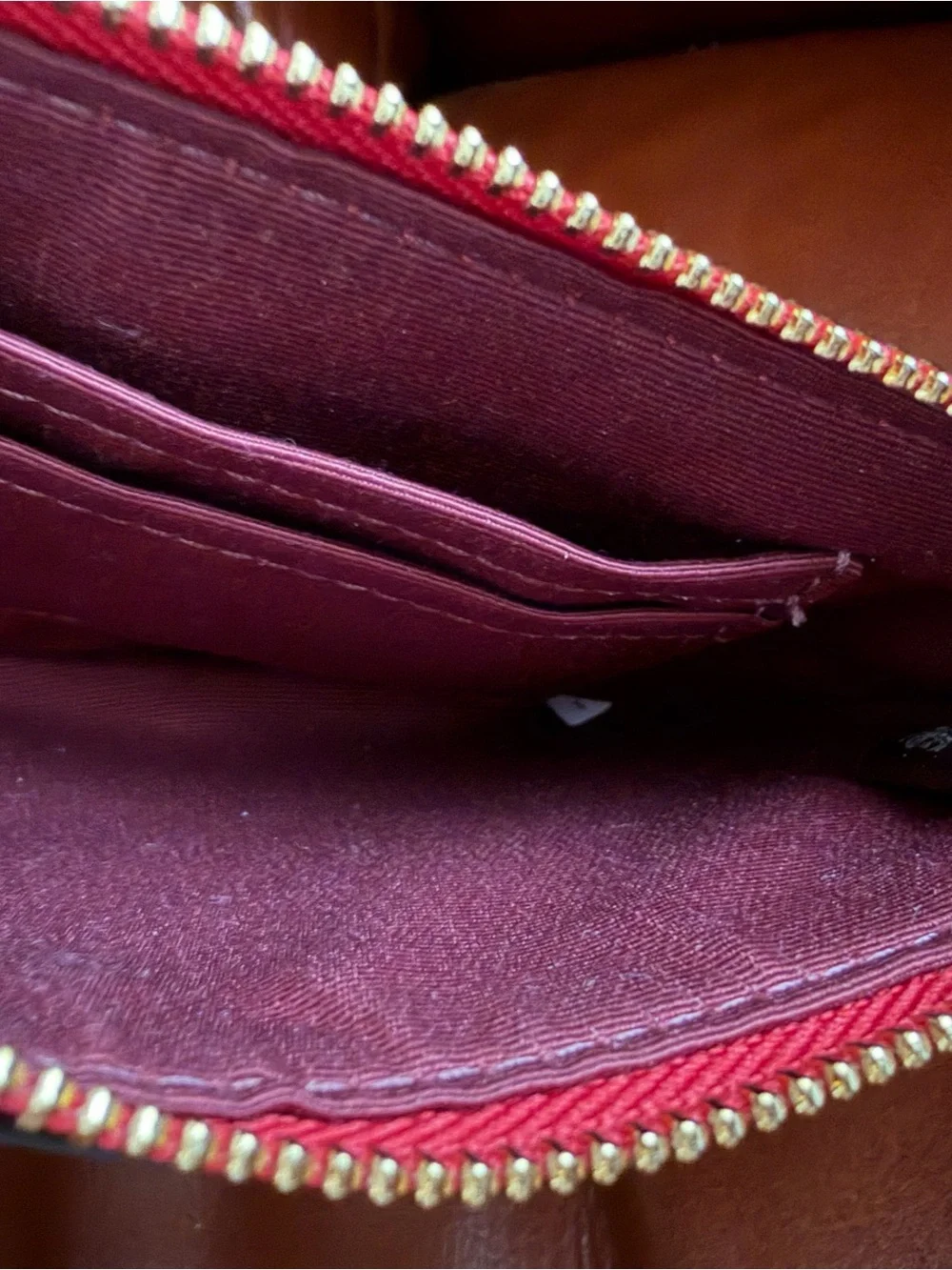 Coach compact textured