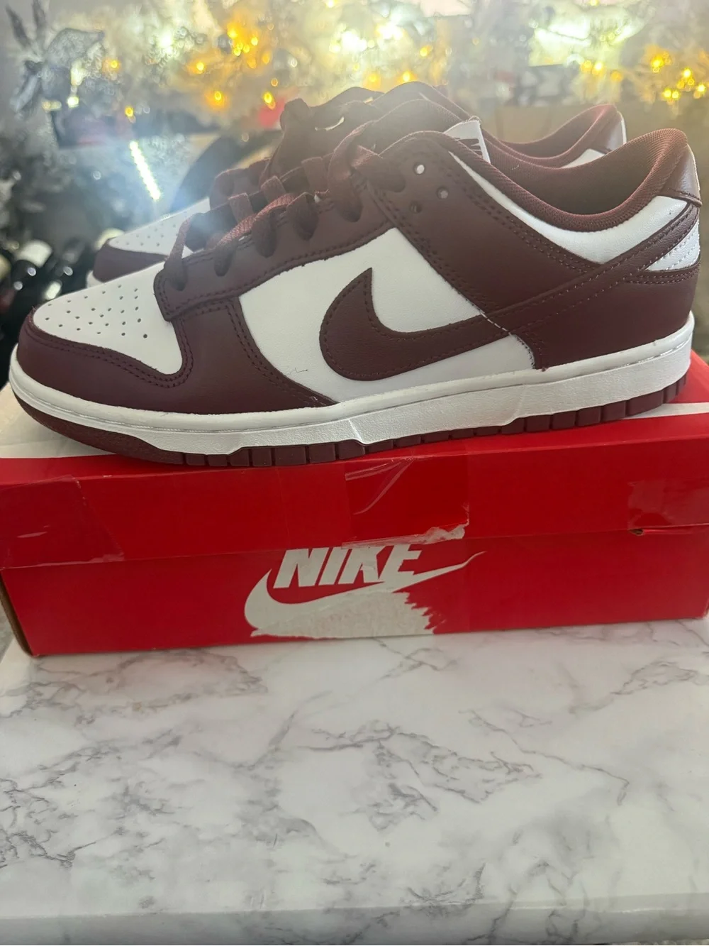 Nike Dunk Low in White and Burgundy/Maroon size 8 1/2