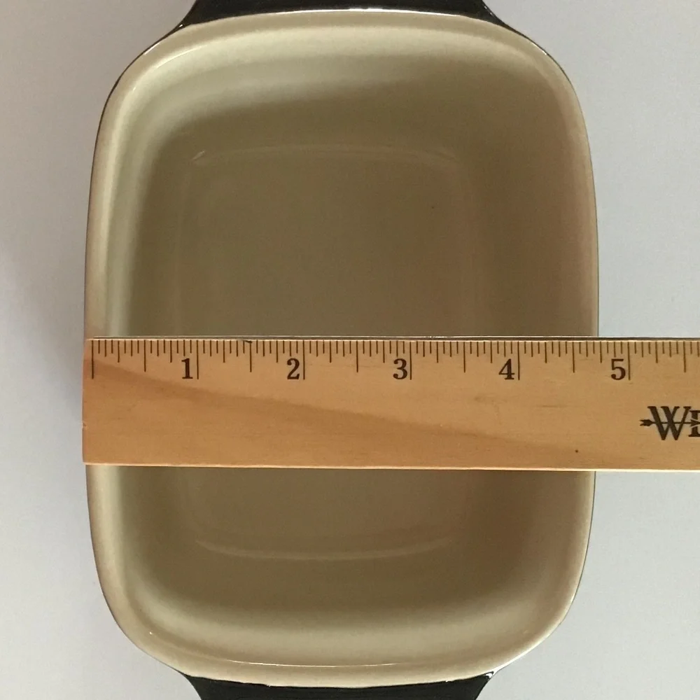 New Stoneware Casserole Bakeware with Lid Black White