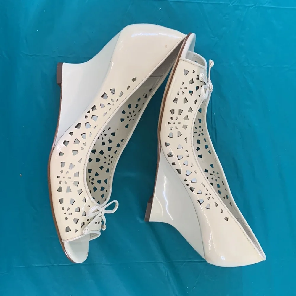 Anne Klein anne klein