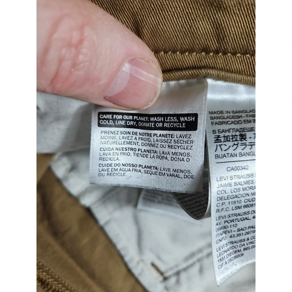 Levis these levi