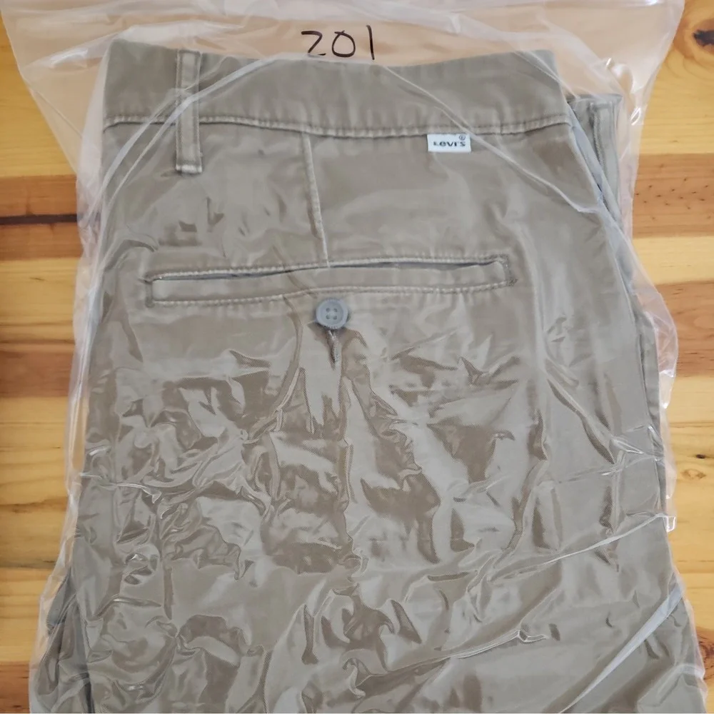 Levis these levi