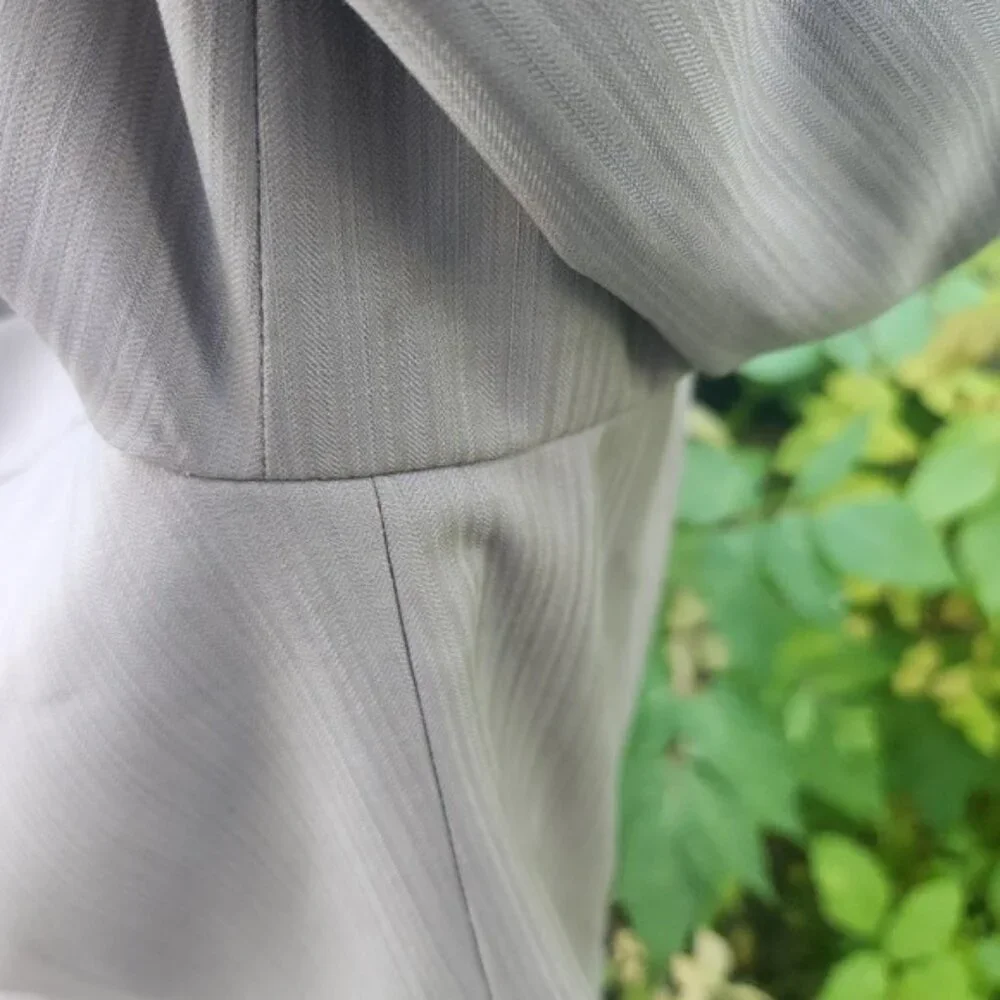 Bellissimo Sartoriale Mens Grey Herringbone Blazer Sport Coat Made in Canada 42R