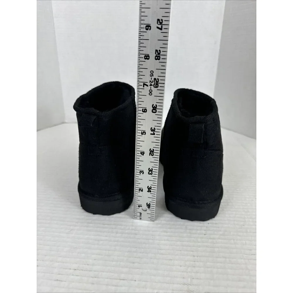 MIA NWOB Women's 11M Syndee Black Pull On Ankle Boot Bootie Faux‎ Suede