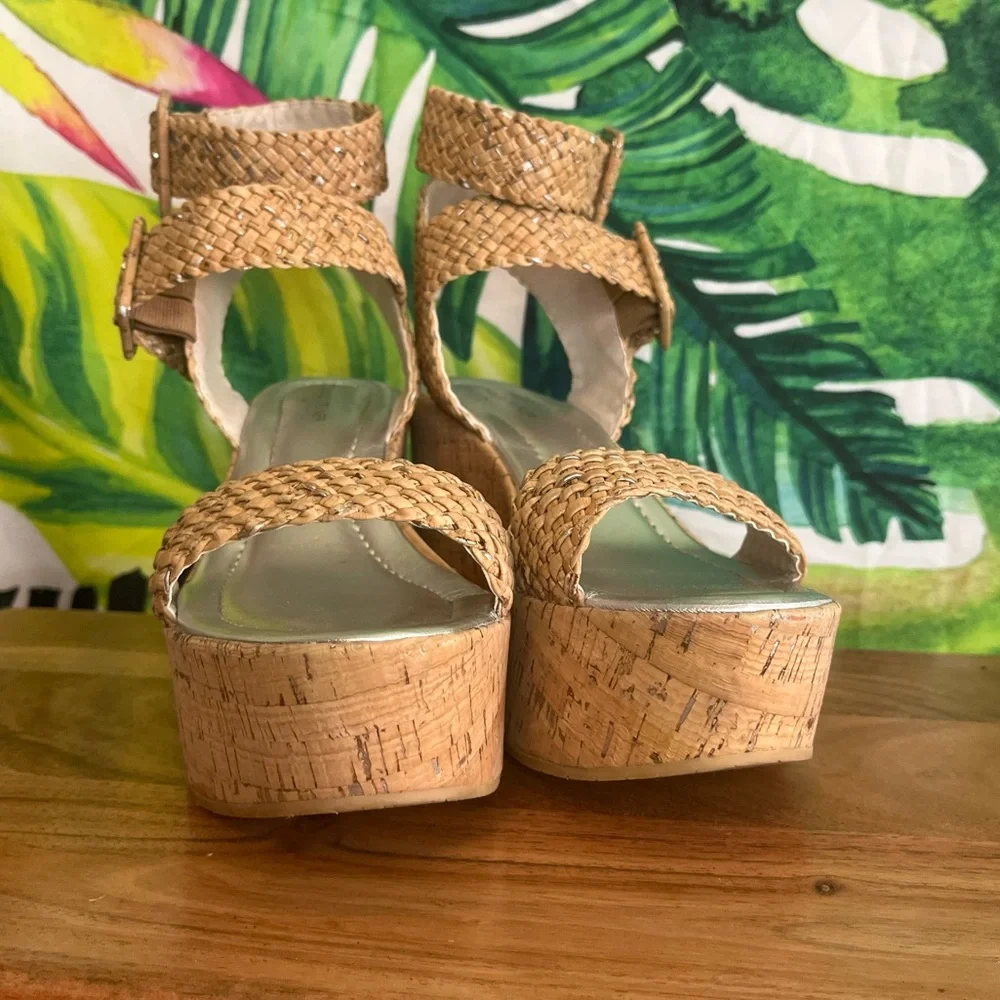 Donald J. Pliner 9.5M Tan Silver Metallic Double Buckle Cork Wedge Preppy Sandal