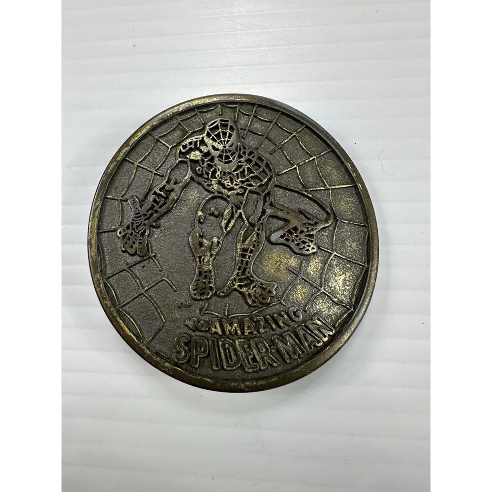 Vintage Spider Man 1975 Belt Buckle Marvel Comic Group Lee Belt NYC NY  2 Inches