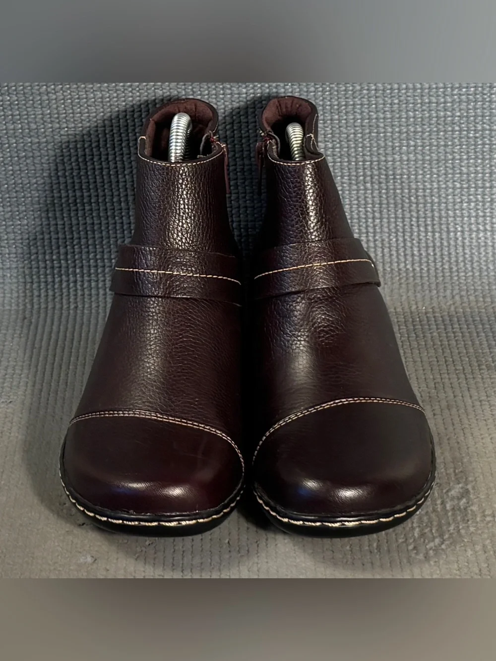 Clarks ashland pine