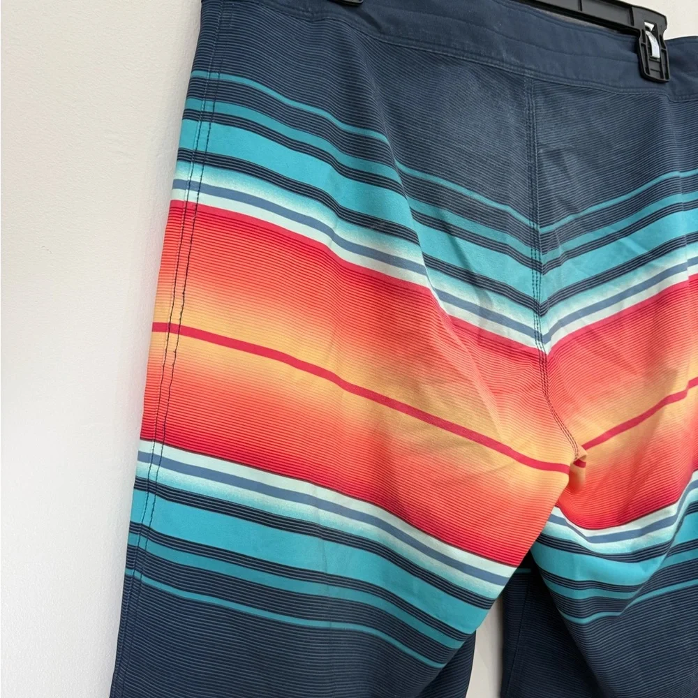 Billabong Mens Board Shorts Swim Size 30
