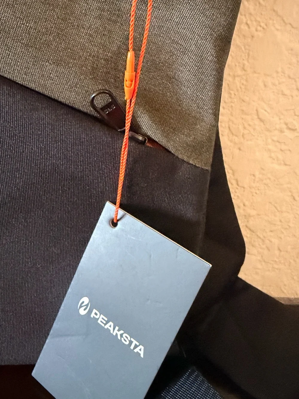 Peaksta anti theft