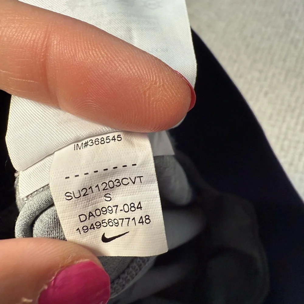 Nike navy gray wicking