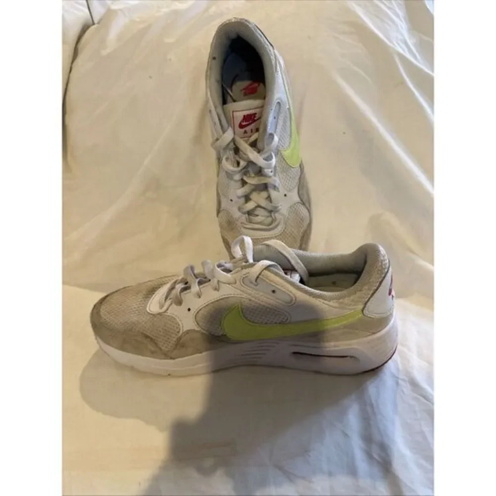 Nike good see