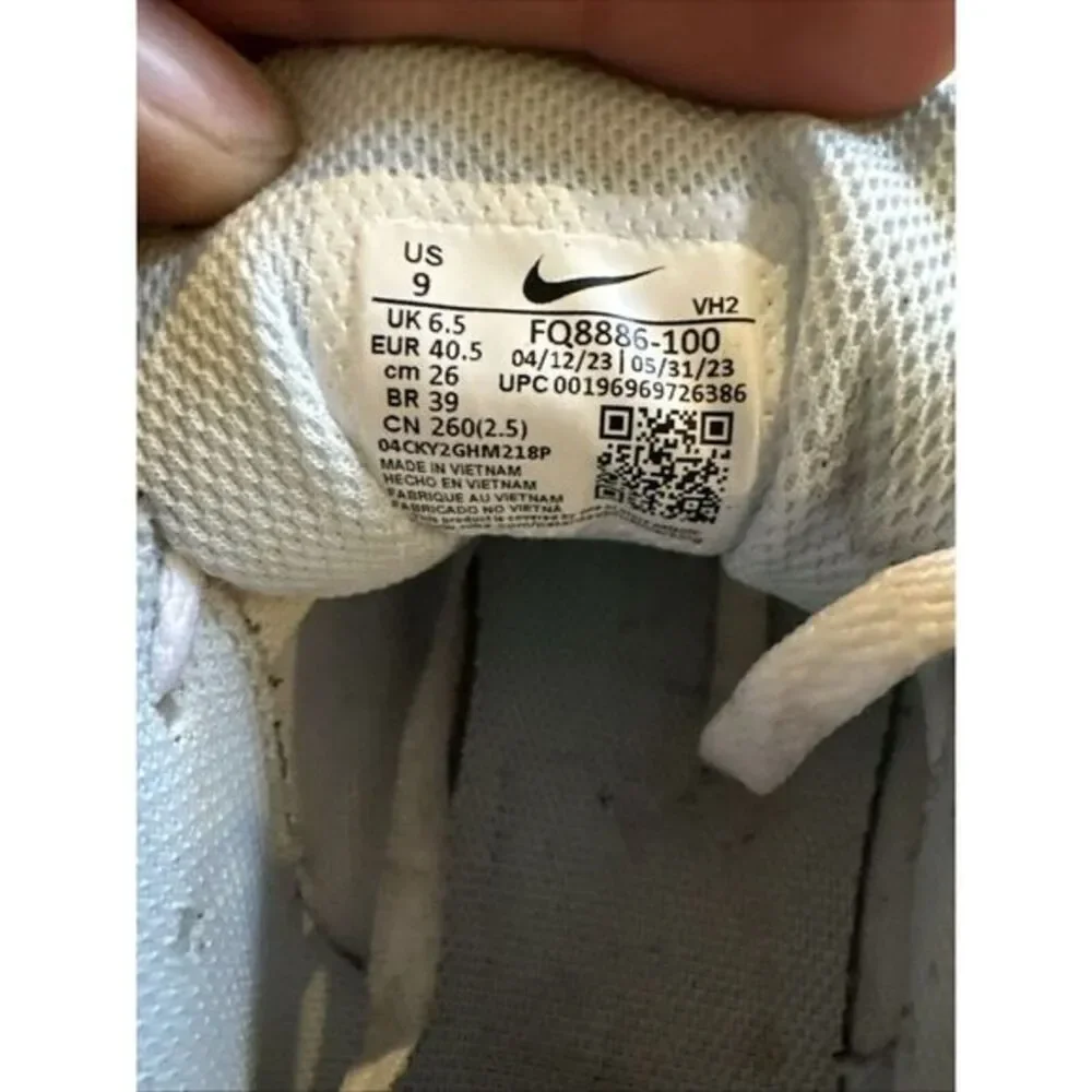Nike good see