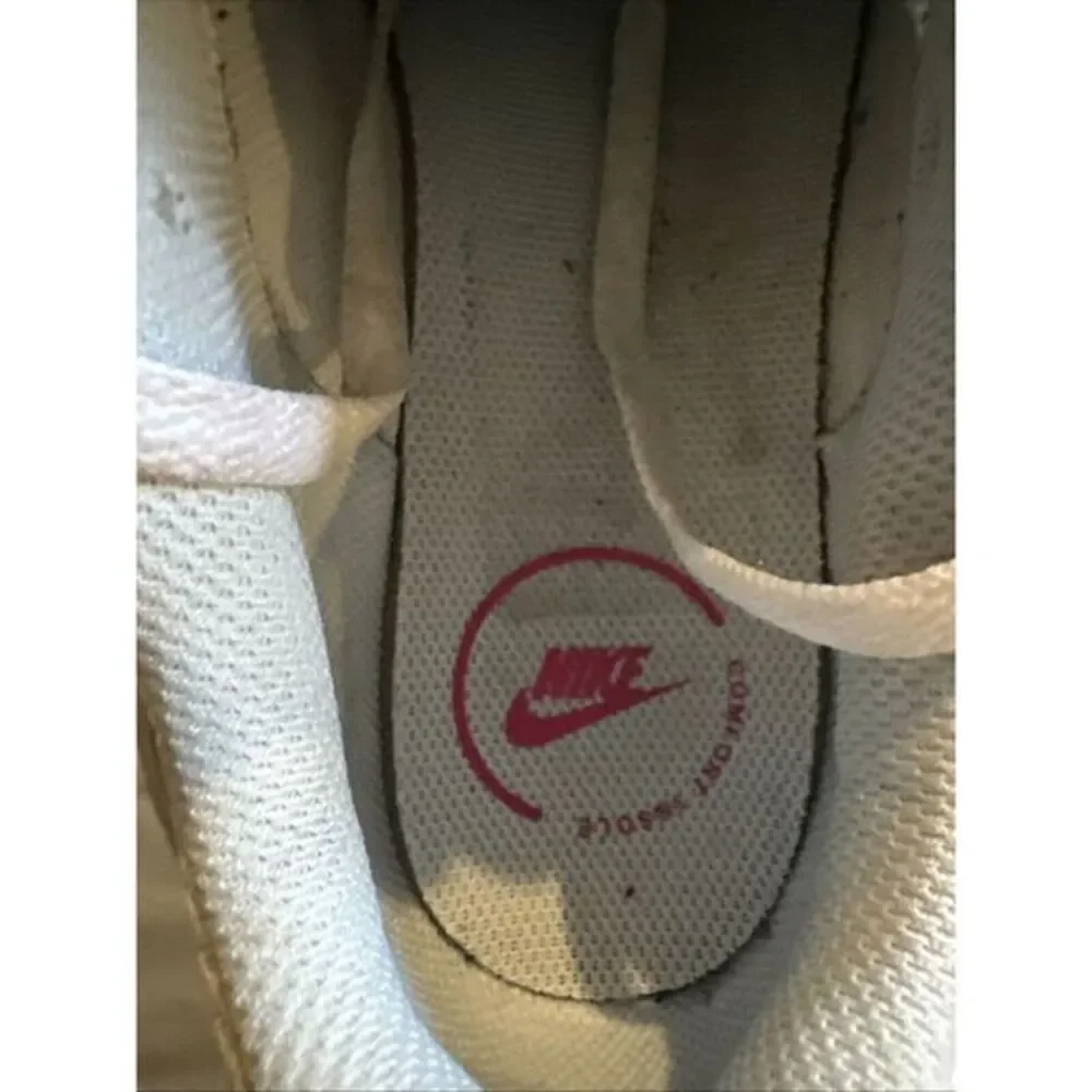 Nike good see