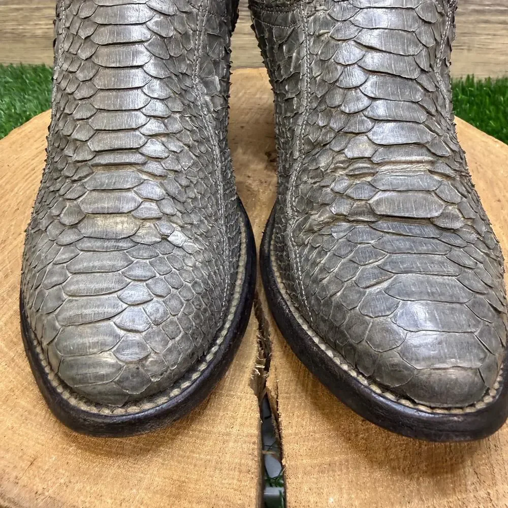 Nocona pre loved