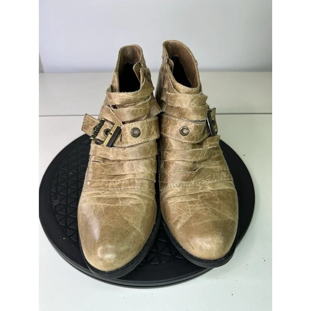 Two Lips Brown Leather Women’s Ankle Boots Sz 10M