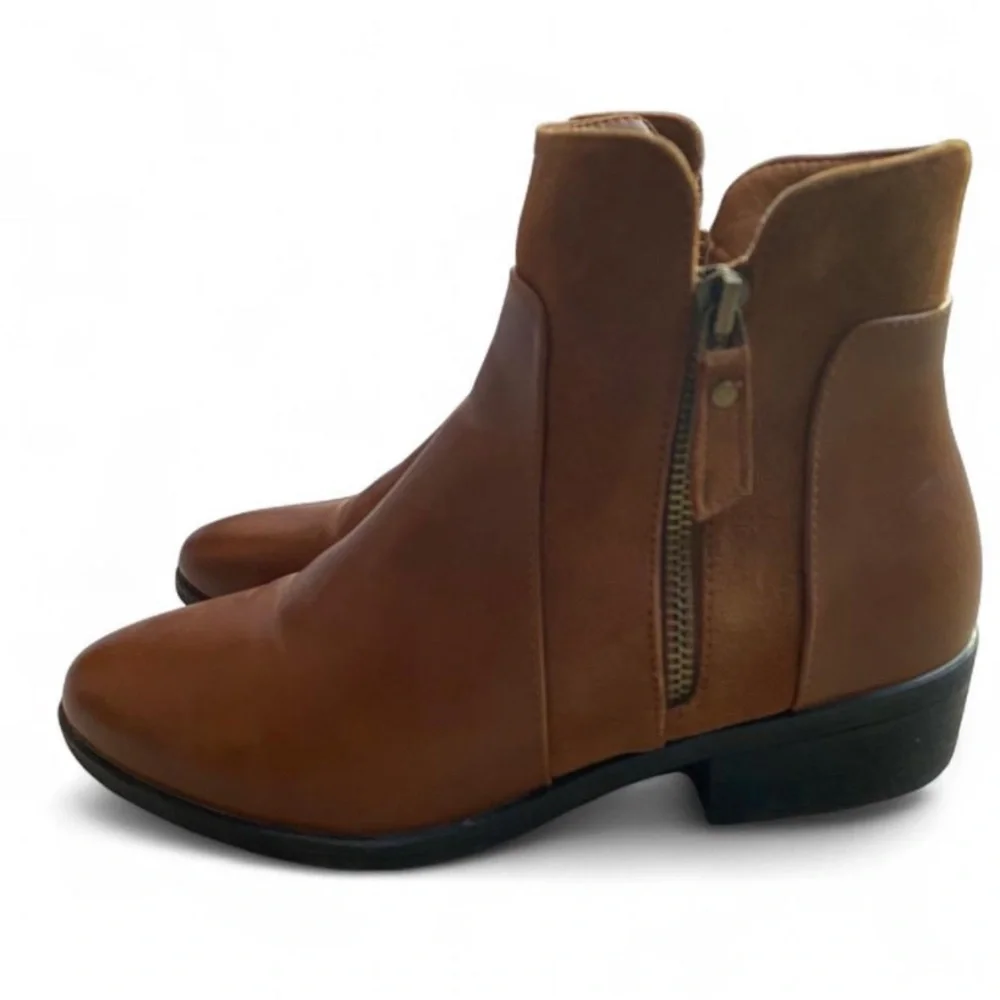 Dream Pairs Ankle Booties size 8.5 Brown