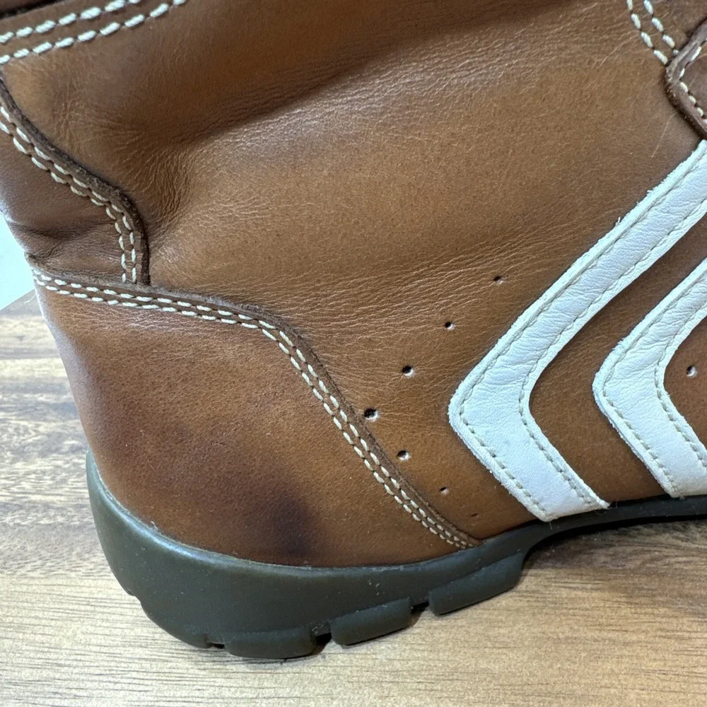 GBX leather ankle