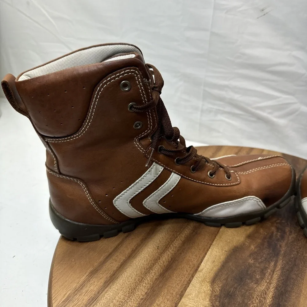 GBX leather ankle
