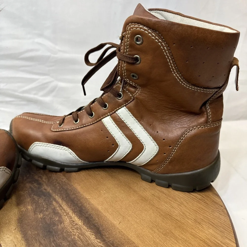 GBX leather ankle
