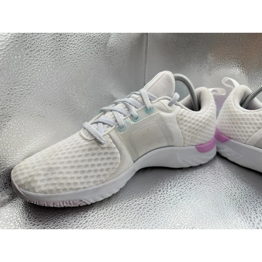 Nike product pair
