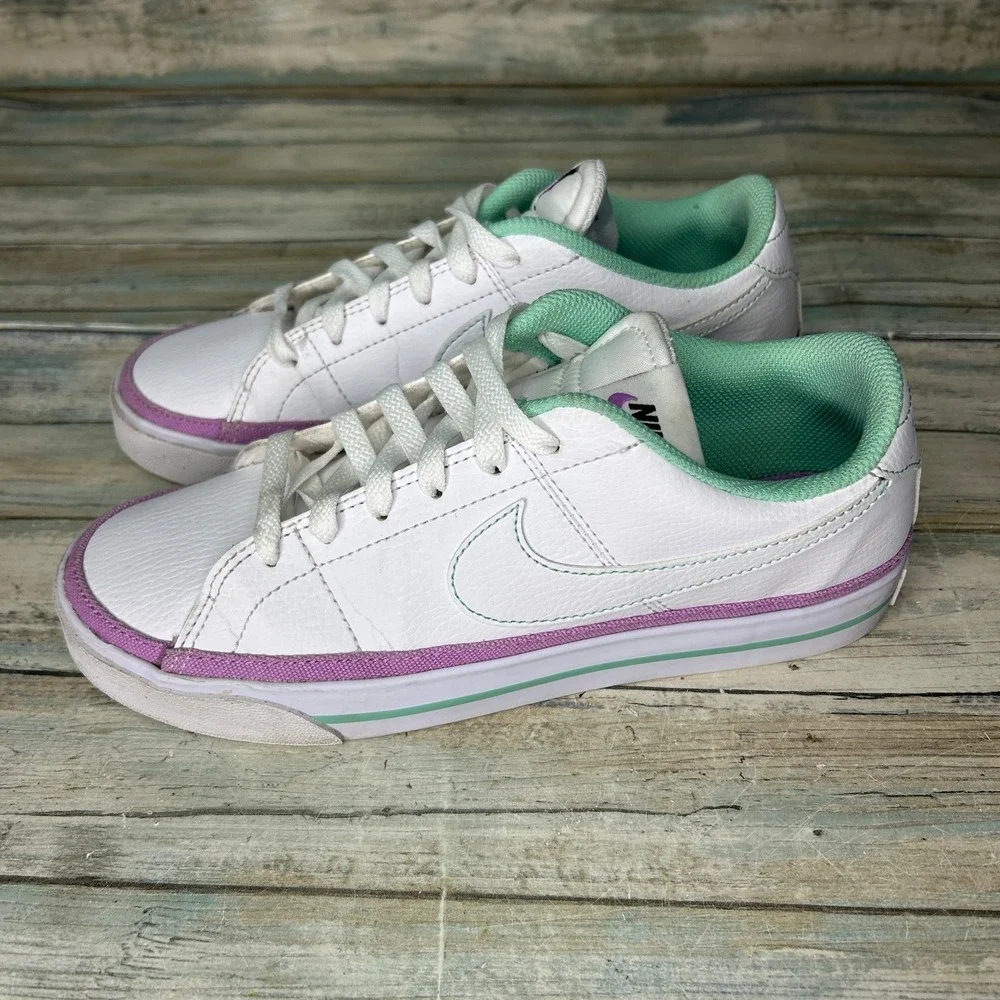 Nike low top