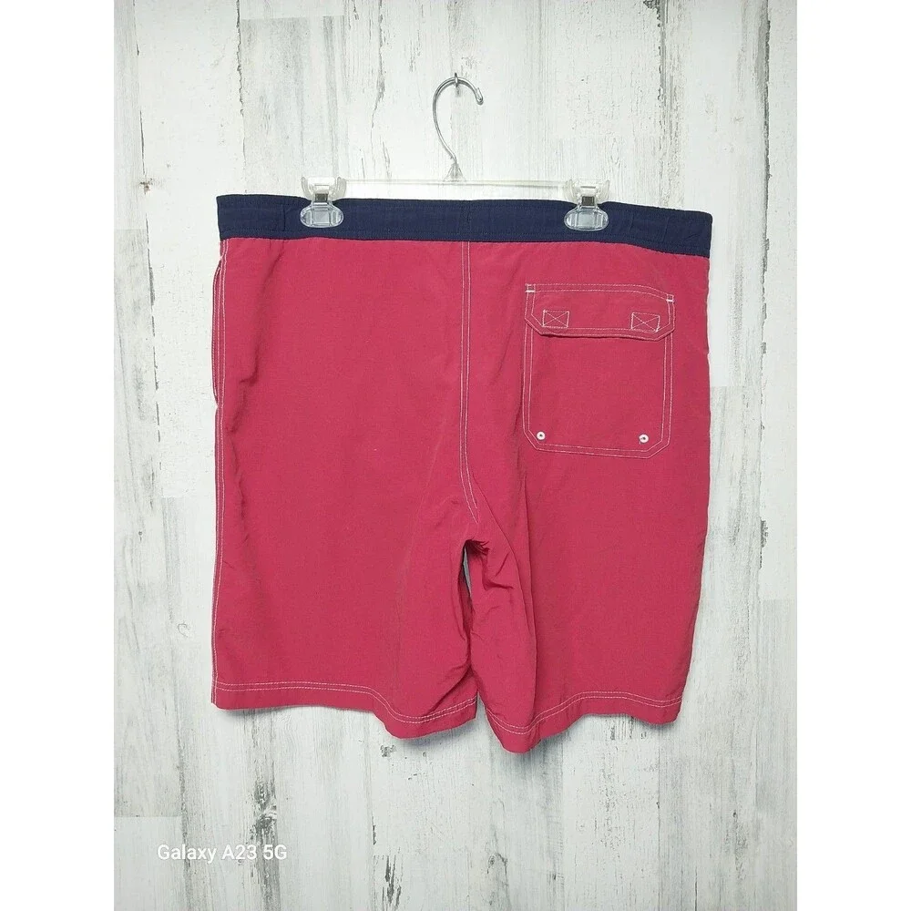 L.L. Bean Men's Medium Red White Blue Mesh Lined Board Shorts