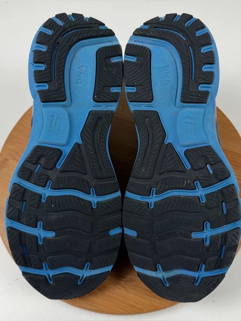 Brooks lightweight breathable