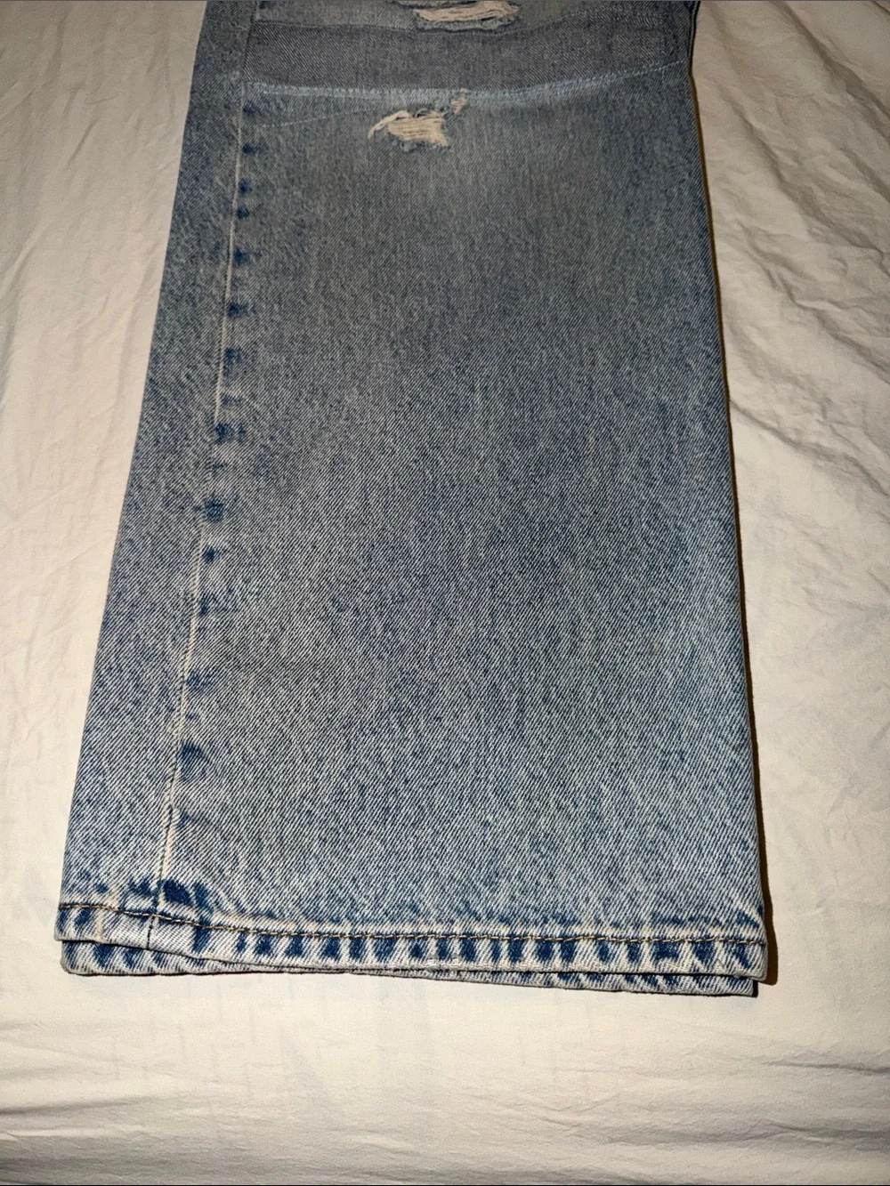 Levis timeless light