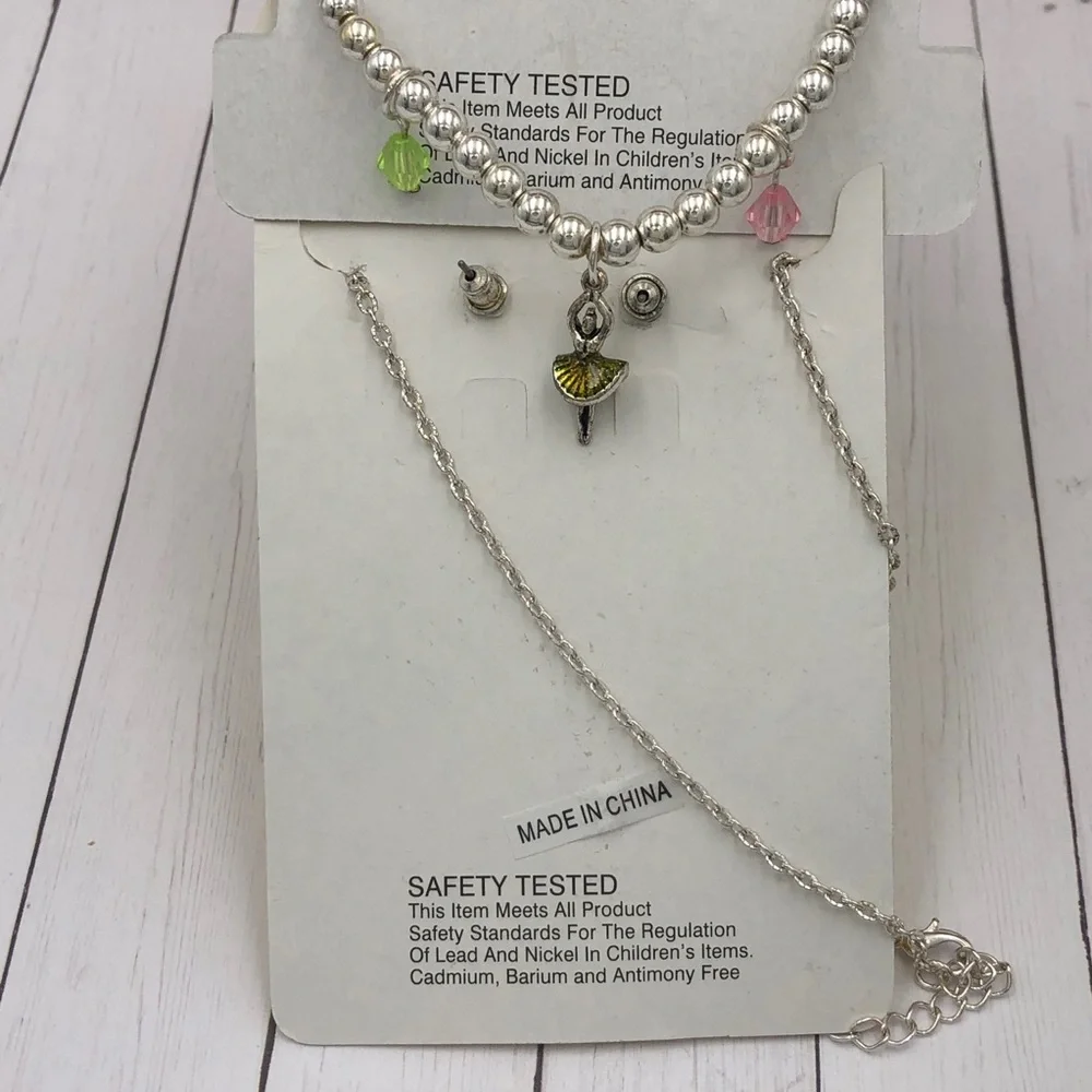 Fashion Jewelry approximately 14